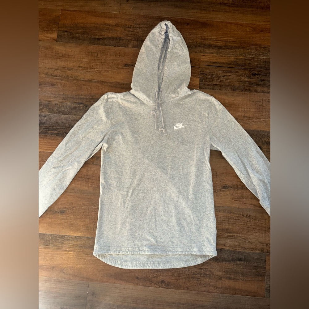 Women’s nike grey pullover